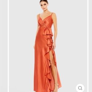 V-NECK SPAGHETTI STRAP SATIN GOWN size 10